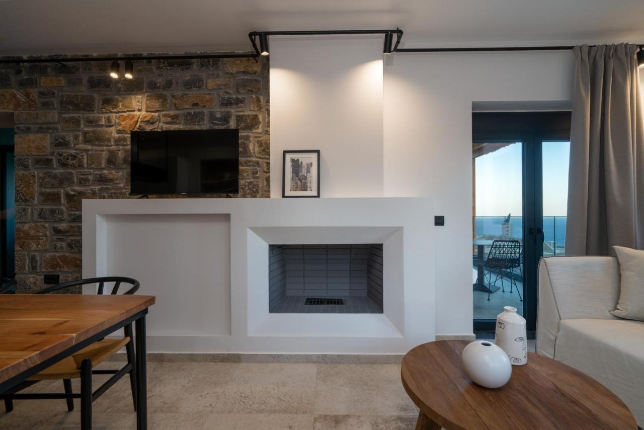 Celine Private Residences Léntas Dış mekan fotoğraf