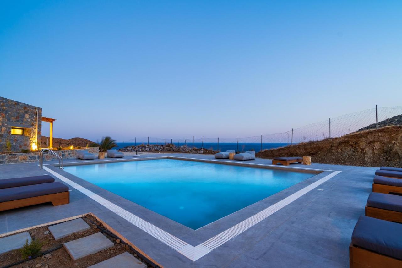 Celine Private Residences Léntas Dış mekan fotoğraf